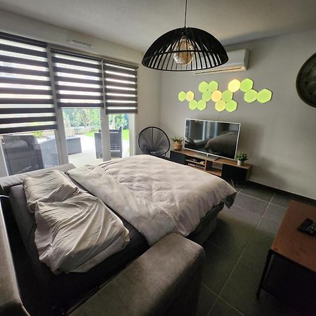 Апартаменти Proche Avignon Centre, Jardin & Climatisation 4Pers Екстер'єр фото